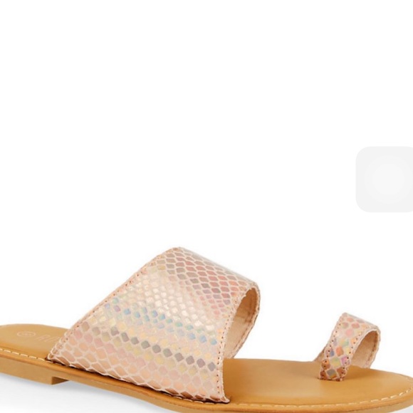 Sandles - Picture 6 of 8